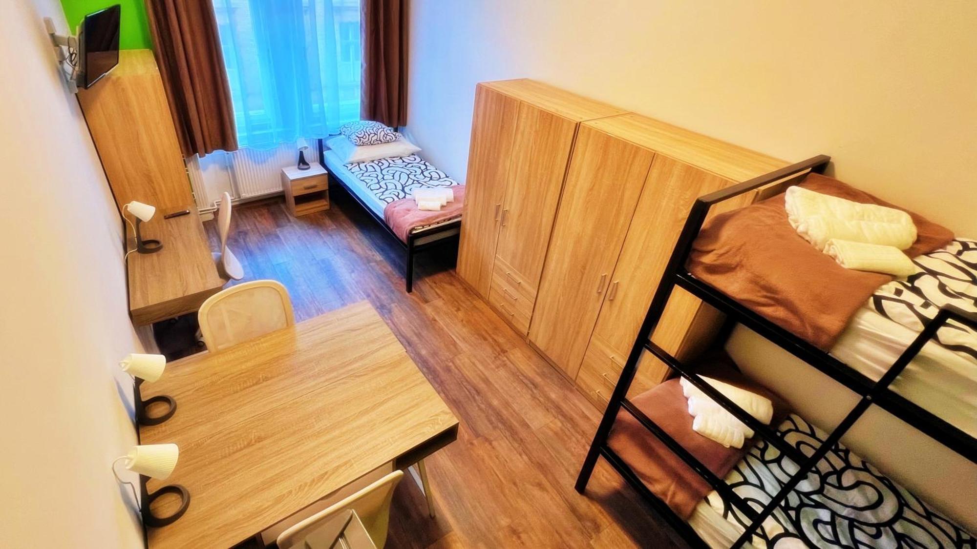 Triple Room,1679579928:JPEG